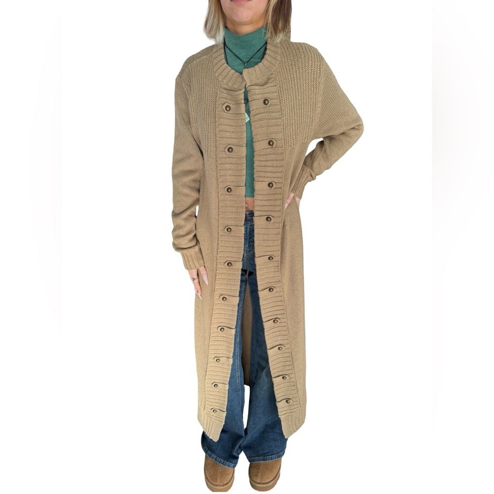 VENUS Long Camel Button-Front Ribbed Cardigan - Picture 5 of 12